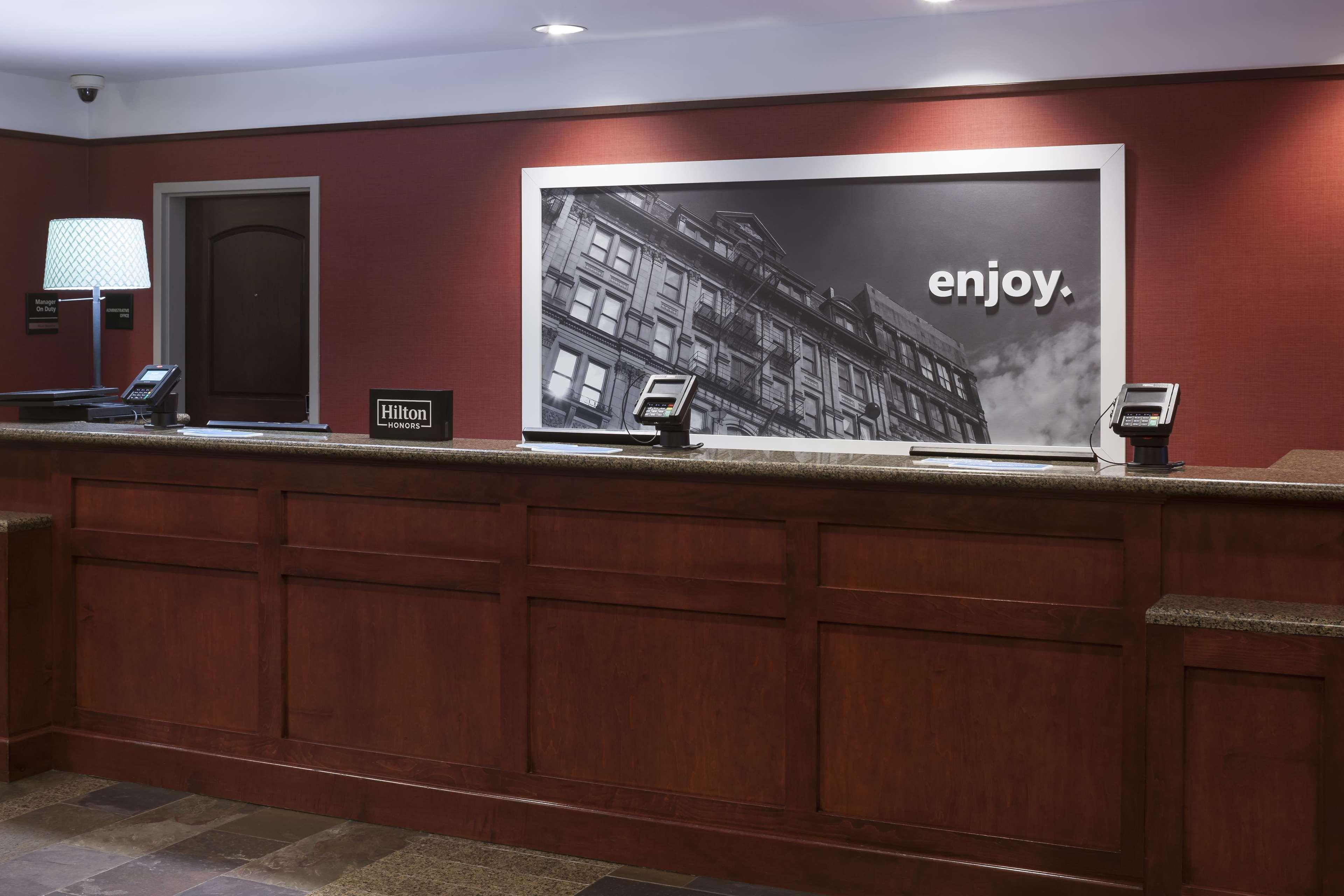 Hampton Inn & Suites Oklahoma City-Bricktown Экстерьер фото