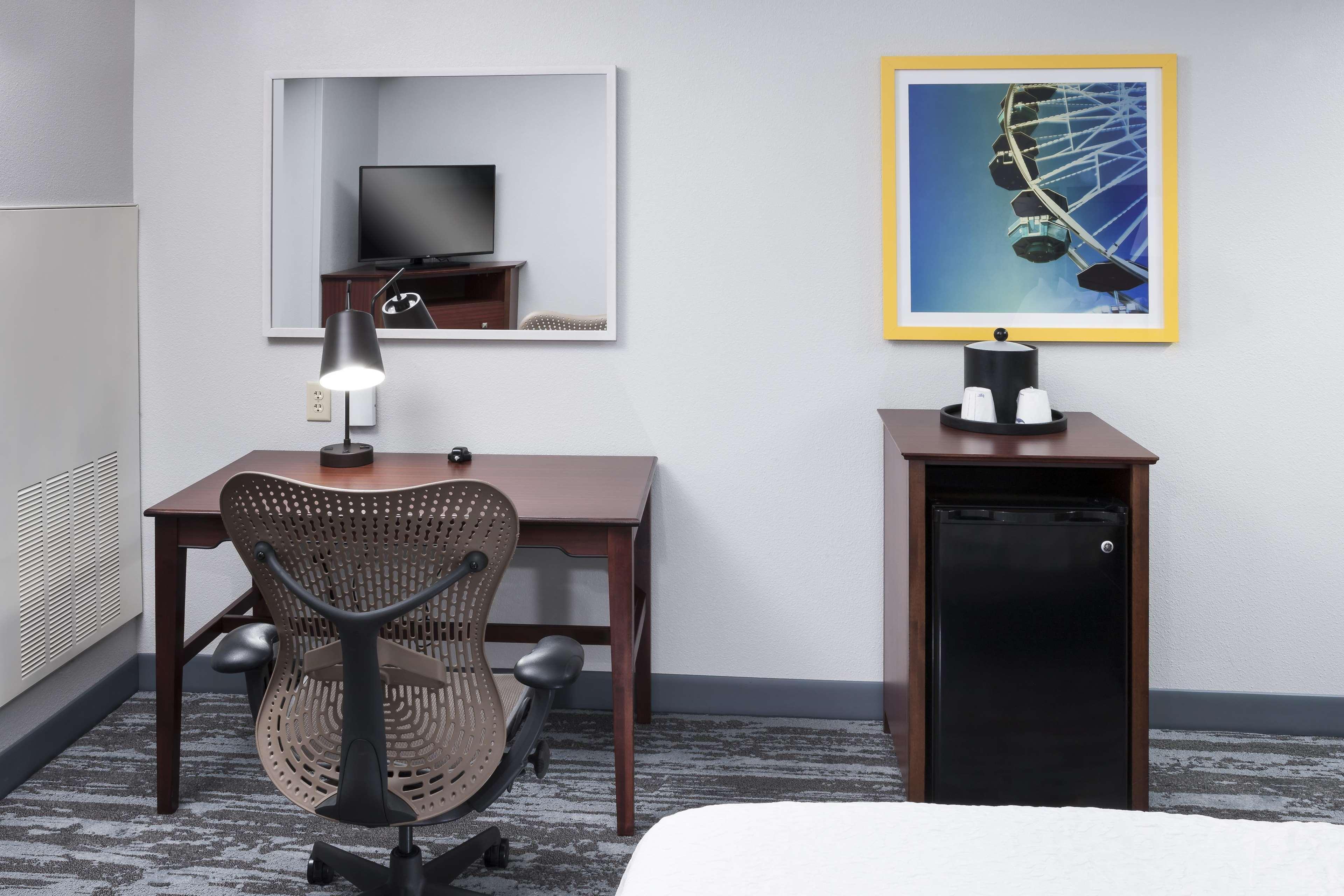 Hampton Inn & Suites Oklahoma City-Bricktown Экстерьер фото