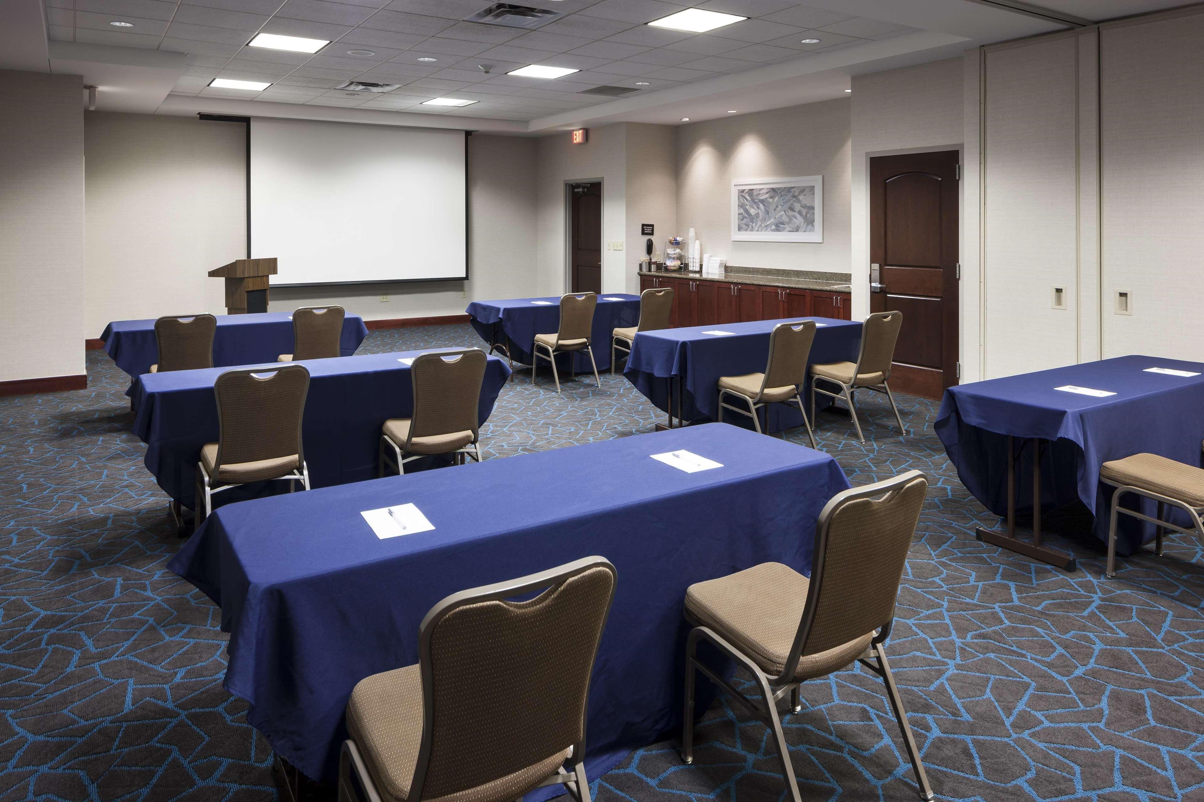 Hampton Inn & Suites Oklahoma City-Bricktown Экстерьер фото