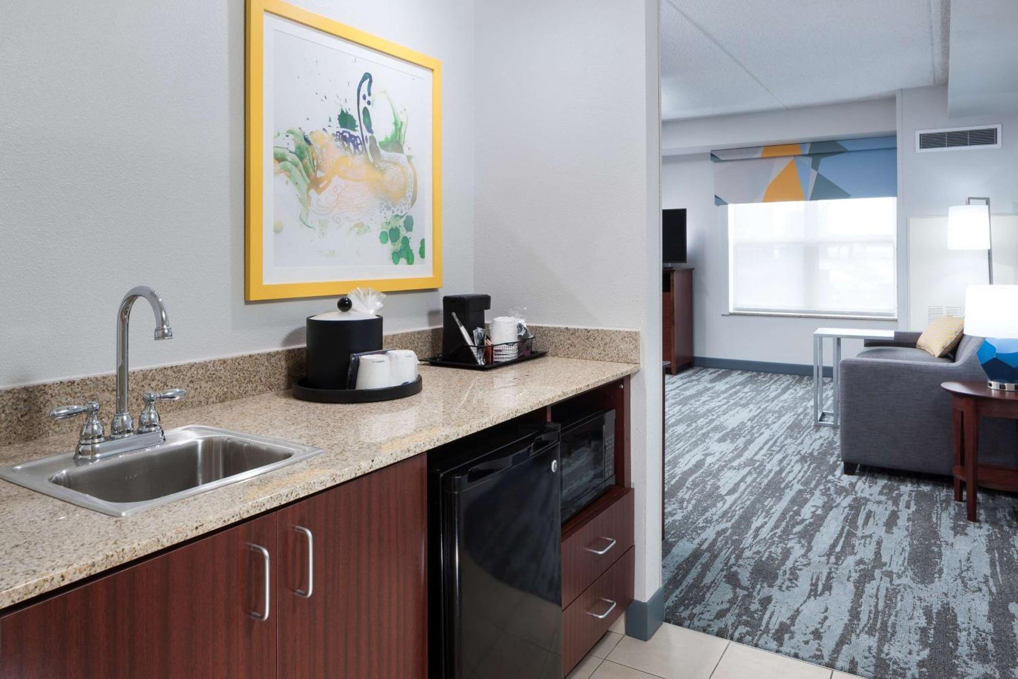 Hampton Inn & Suites Oklahoma City-Bricktown Экстерьер фото