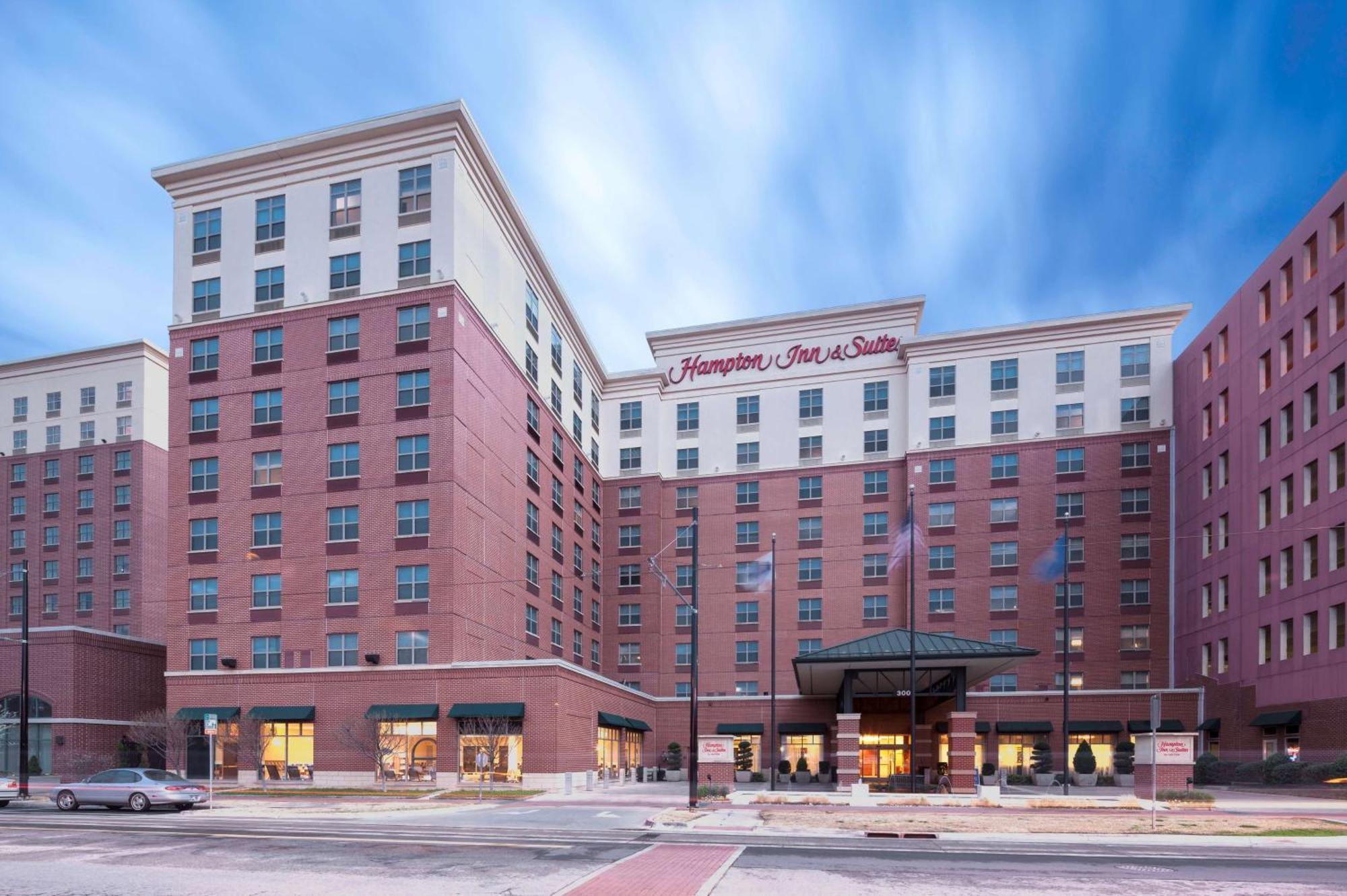 Hampton Inn & Suites Oklahoma City-Bricktown Экстерьер фото