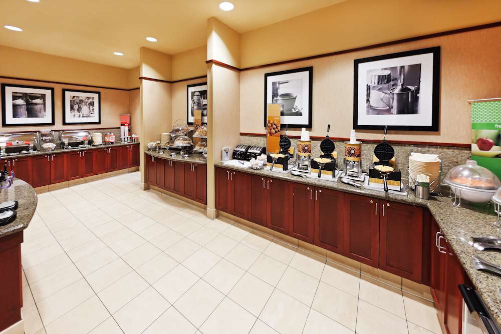 Hampton Inn & Suites Oklahoma City-Bricktown Ресторан фото